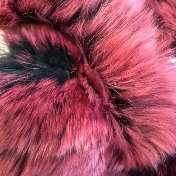 Belle Fare Real Rabbit Fur Neck Scarf with Pom Poms-MAROONISH/BLACK - Picture 3 of 3